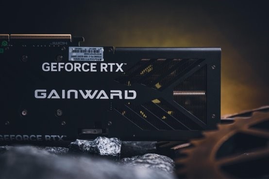 DLSS 4性能全力冲锋，耕升 GeForce RTX 5080 炫光 OC 值得你拥有！