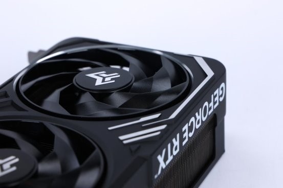 支持DLSS4，从“新”出发|影驰GeForce RTX 5080金属大师OC系列测评